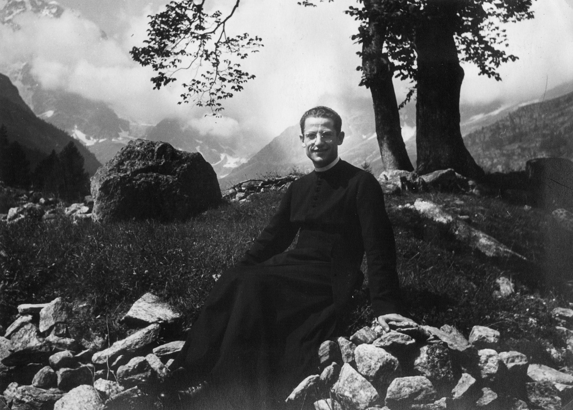 foto monsignor belloli